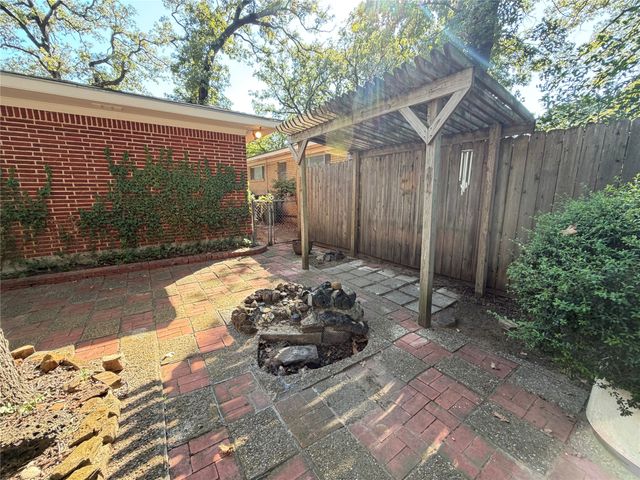 1519 Tulip Drive, Arlington, TX 76013