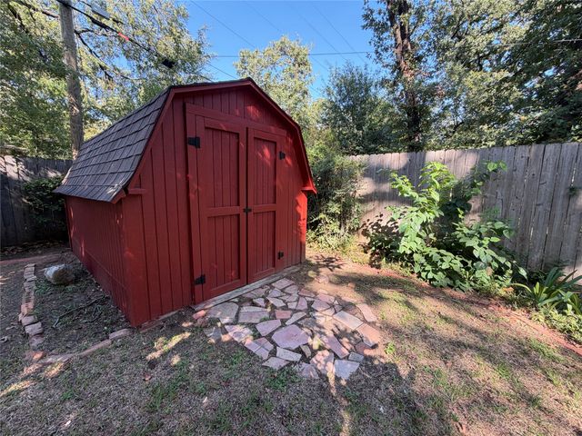 1519 Tulip Drive, Arlington, TX 76013