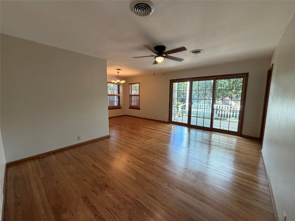 1519 Tulip Drive, Arlington, TX 76013 — photo 4