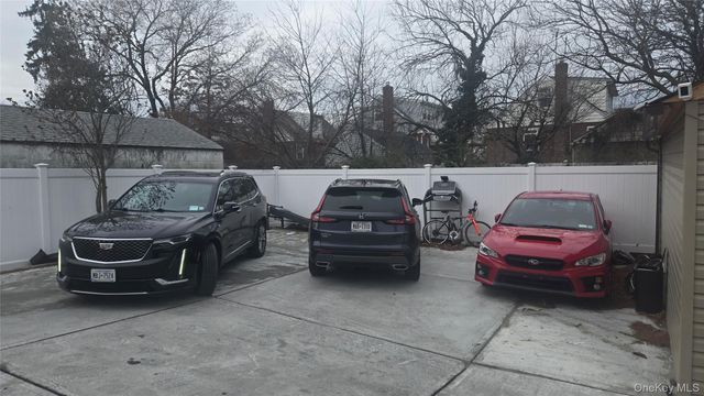 277 Elmont Road, Elmont, NY 11003