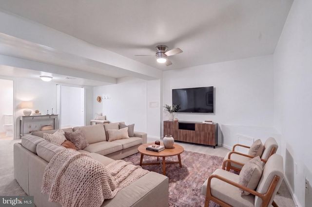 12028 TANGO LN, Woodbridge, VA 22193