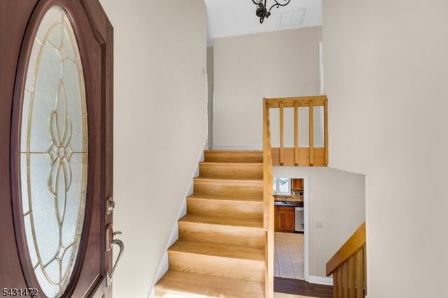 110 Bell Ave, Hopatcong Boro, NJ 07843