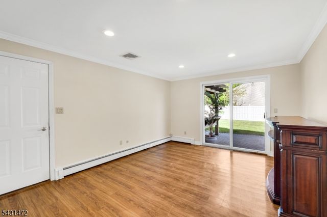 110 Bell Ave, Hopatcong Boro, NJ 07843
