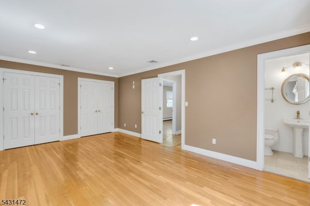 110 Bell Ave, Hopatcong Boro, NJ 07843