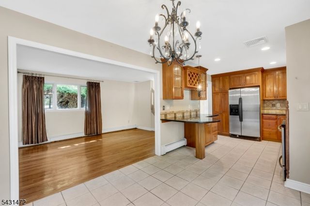 110 Bell Ave, Hopatcong Boro, NJ 07843