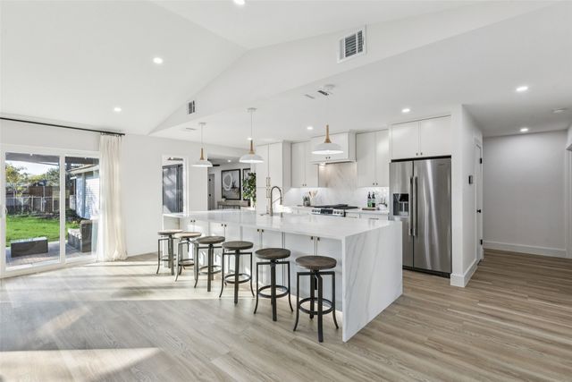 12303 Cedar Bend Drive, Dallas, TX 75244