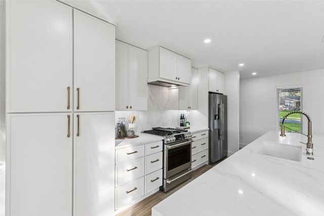 12303 Cedar Bend Drive, Dallas, TX 75244