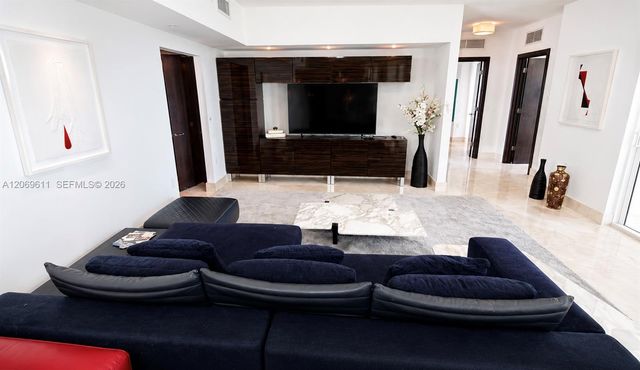 150 Sunny Isles Boulevard 1-UPH1, Sunny Isles Beach, FL 33160