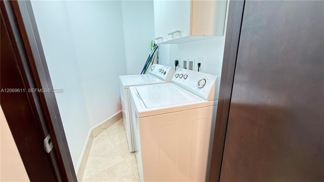 150 Sunny Isles Boulevard 1-UPH1, Sunny Isles Beach, FL 33160