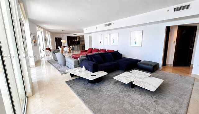 150 Sunny Isles Boulevard 1-UPH1, Sunny Isles Beach, FL 33160