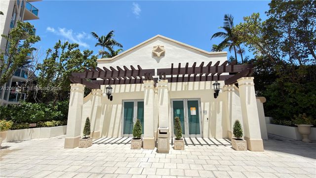 150 Sunny Isles Boulevard 1-UPH1, Sunny Isles Beach, FL 33160