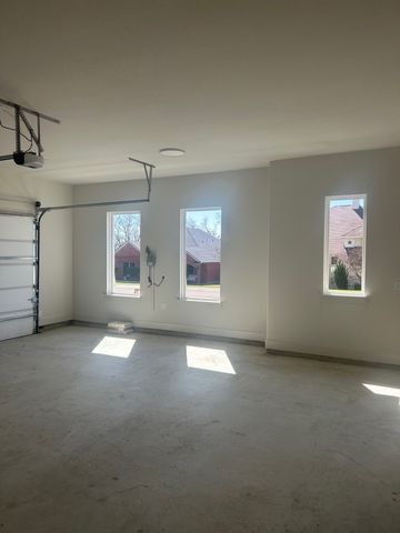 323 Lakecrest Drive, Lakewood Village, TX 75068