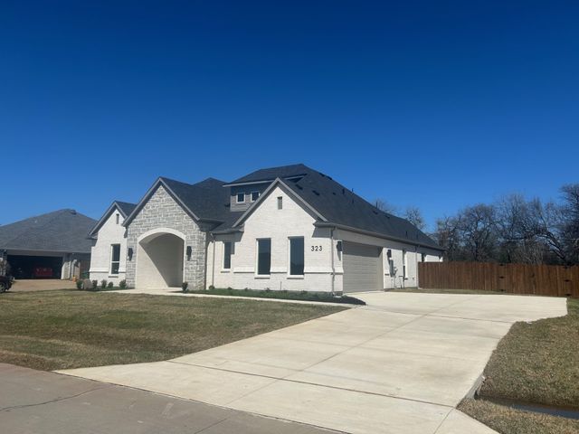 323 Lakecrest Drive, Lakewood Village, TX 75068