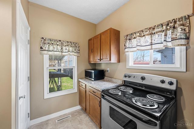 609 Buena Avenue, Middletown, OH 45044