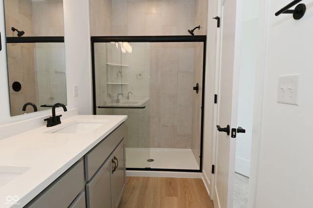 2450 Peoples Drive, Indianapolis, IN 46205