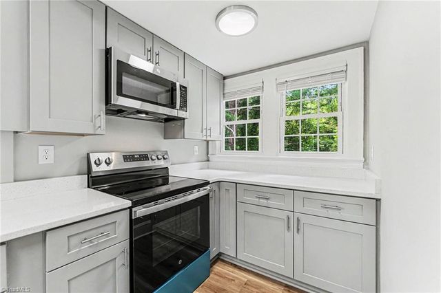 608 Roach Street, Reidsville, NC 27320