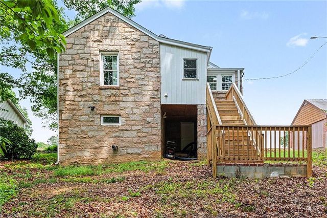 608 Roach Street, Reidsville, NC 27320
