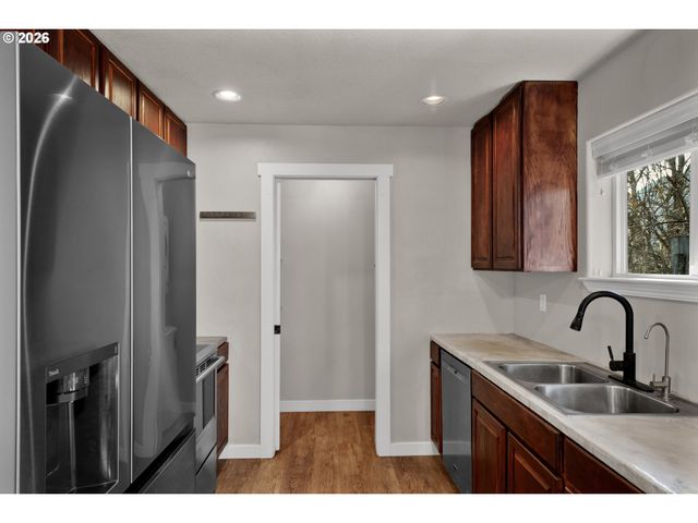 76554 BOBBE Way, Oakridge, OR 97463