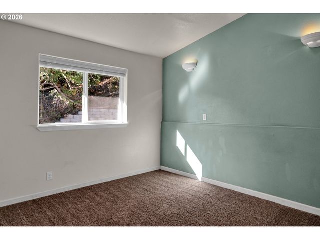 76554 BOBBE Way, Oakridge, OR 97463