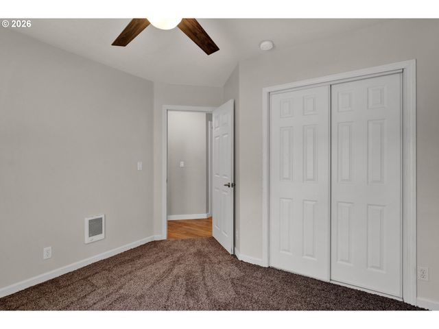 76554 BOBBE Way, Oakridge, OR 97463