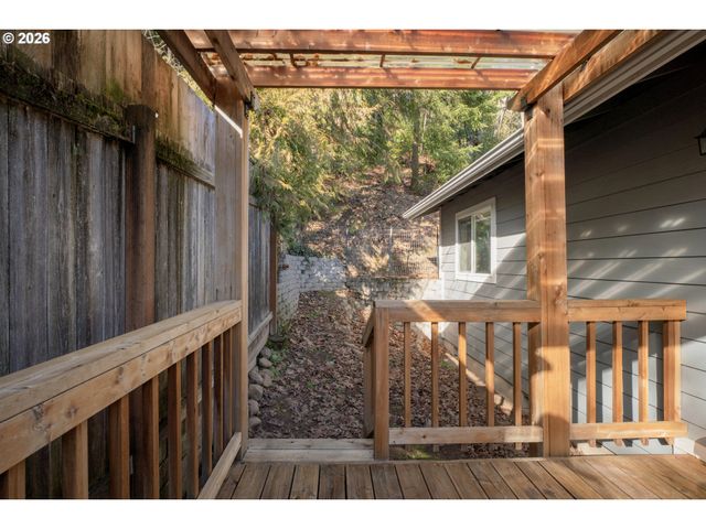 76554 BOBBE Way, Oakridge, OR 97463