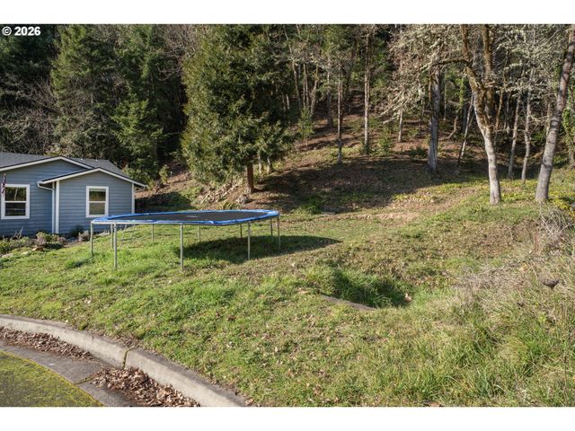 76554 BOBBE Way, Oakridge, OR 97463
