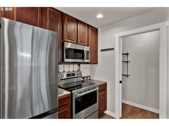 76554 BOBBE Way, Oakridge, OR 97463