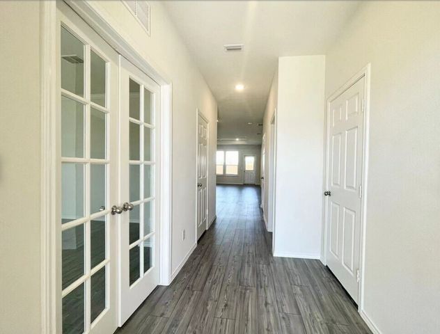 1009 Briarbush Court, Fort Worth, TX 76131