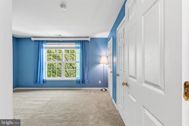 307 WINTERTHUR LN, Newark, DE 19711