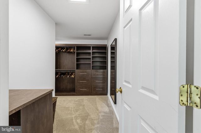 307 WINTERTHUR LN, Newark, DE 19711