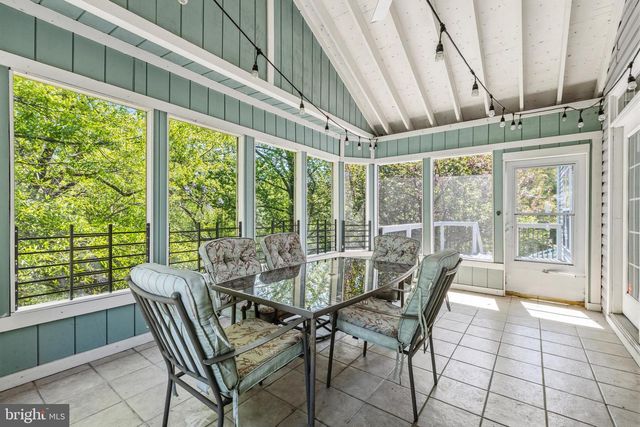 307 WINTERTHUR LN, Newark, DE 19711