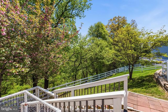 307 WINTERTHUR LN, Newark, DE 19711