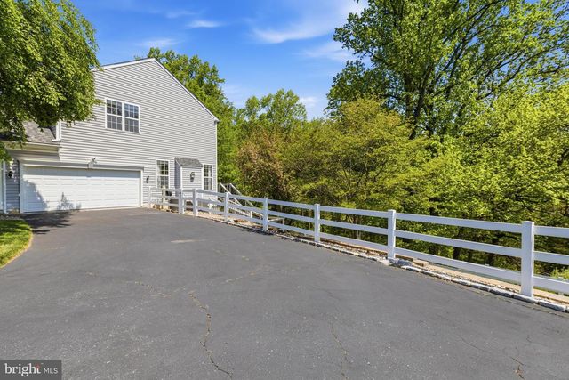 307 WINTERTHUR LN, Newark, DE 19711