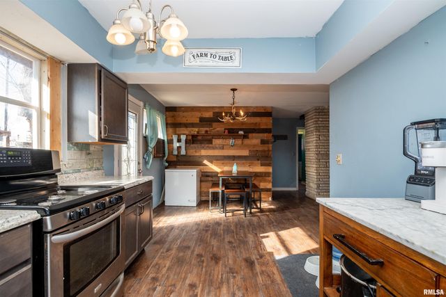 4929 N EVERTS Court, Peoria, IL 61614