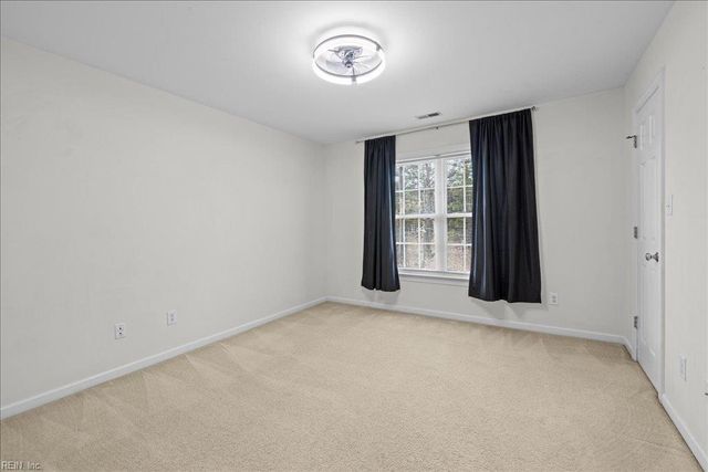 7 Quail CV, Poquoson, VA 23662