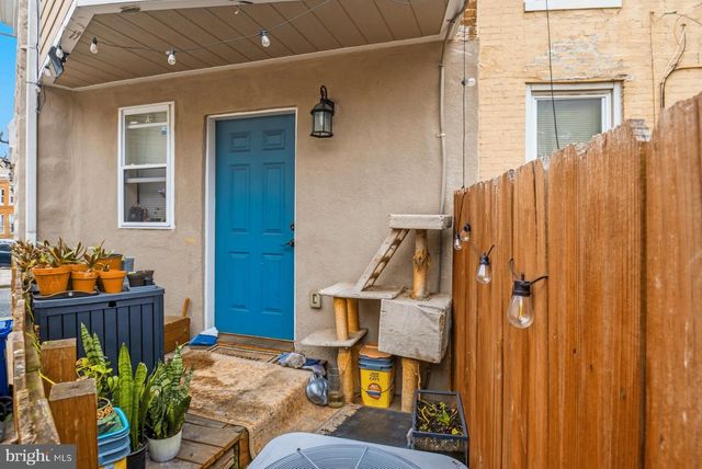 1202 W CROSS ST, Baltimore, MD 21230
