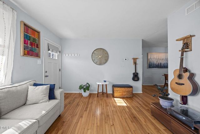 823 Hadley Road, Raleigh, NC 27610