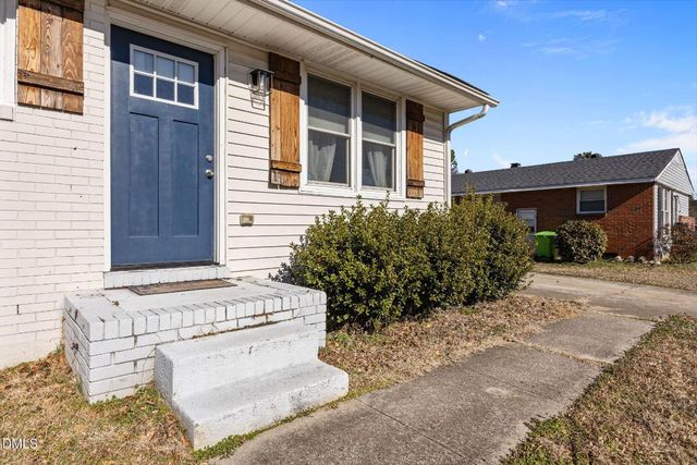 823 Hadley Road, Raleigh, NC 27610