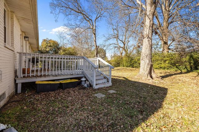 823 Hadley Road, Raleigh, NC 27610