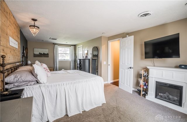 294 New Garden, New Paris, OH 45347