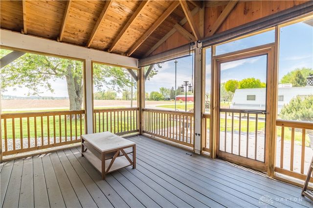 294 New Garden, New Paris, OH 45347