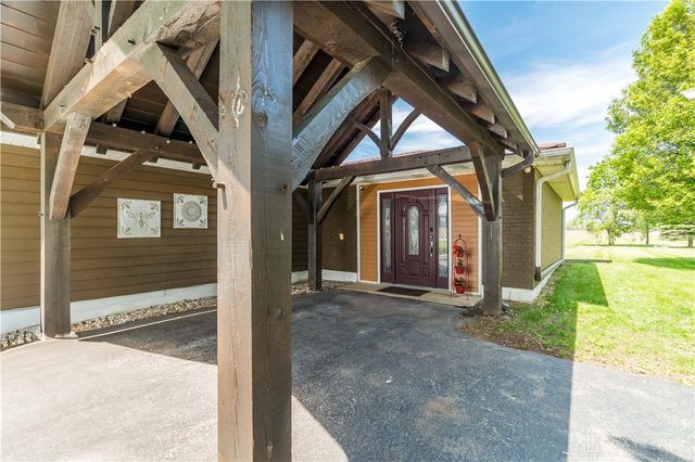 294 New Garden, New Paris, OH 45347