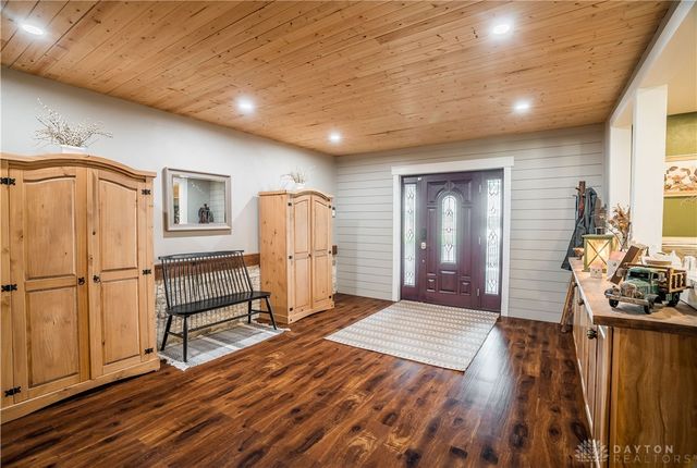 294 New Garden, New Paris, OH 45347
