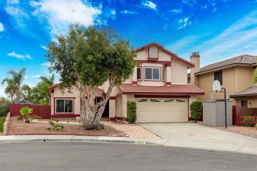 14383 La Harina Ct, San Diego, CA 92129