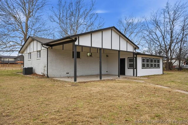 13111 E 76th Street, Owasso, OK 74055