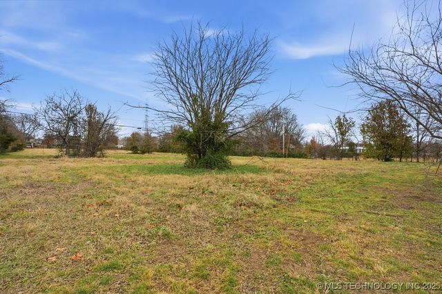 13111 E 76th Street, Owasso, OK 74055