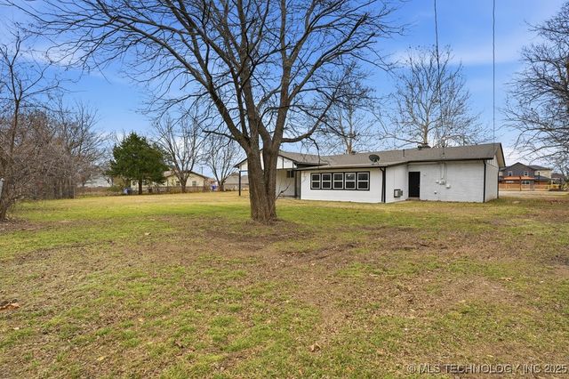 13111 E 76th Street, Owasso, OK 74055