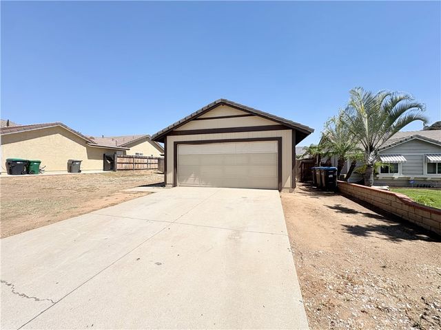 23214 Sonnet, Moreno Valley, CA 92557