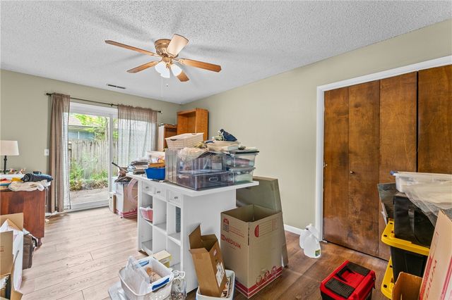 1703 W Emma Avenue, Springdale, AR 72762