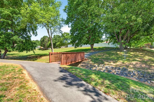 12514 Willow Grove Way, Huntersville, NC 28078